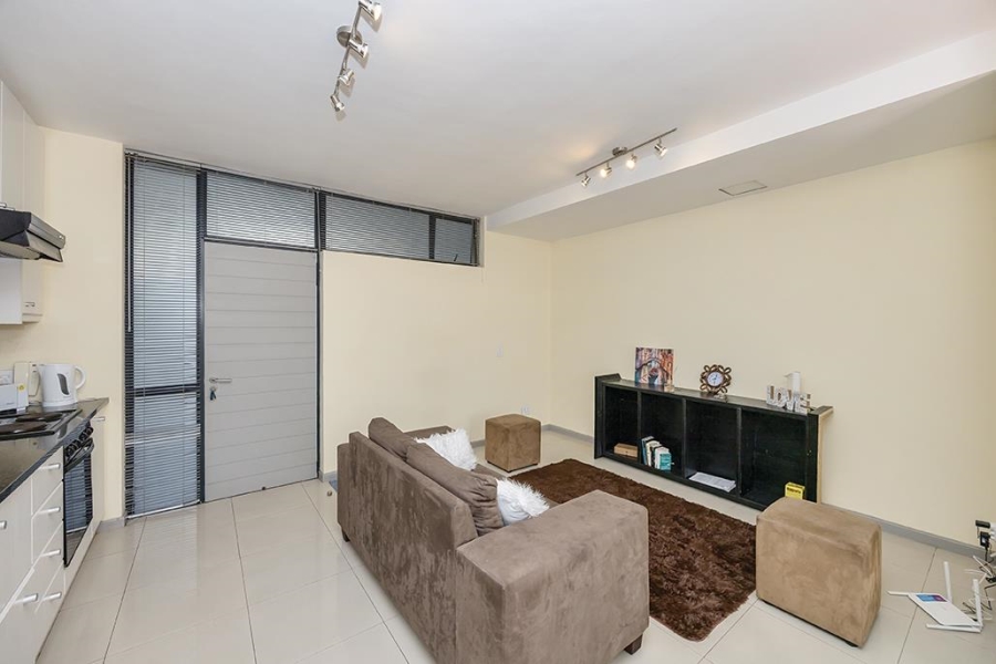 1 Bedroom Property for Sale in Observatory Western Cape